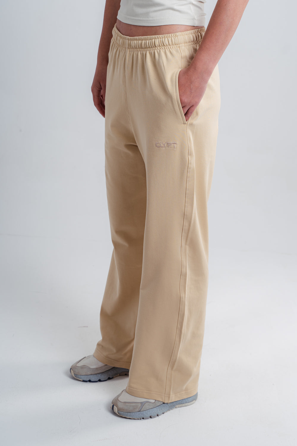 wide leg sweatpants
